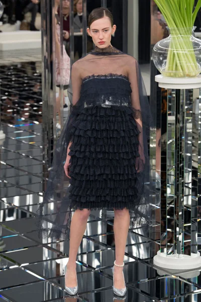 Look 34